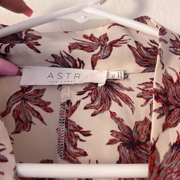 Astr Floral Blouse in Cream and Burgundy - Picture 3 of 5